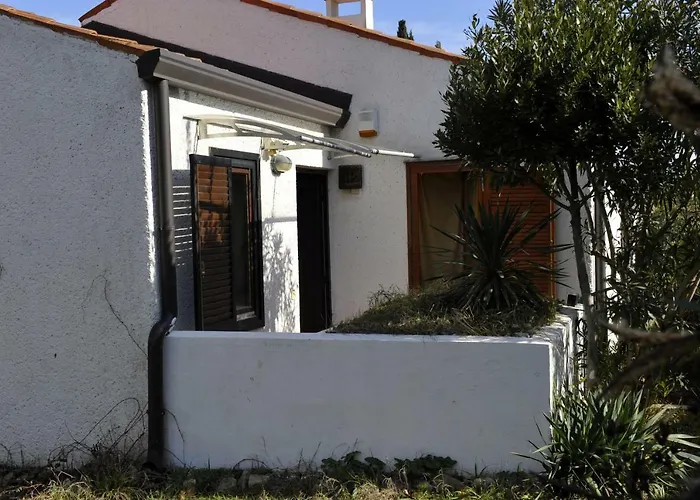 House Lena * 波雷奇